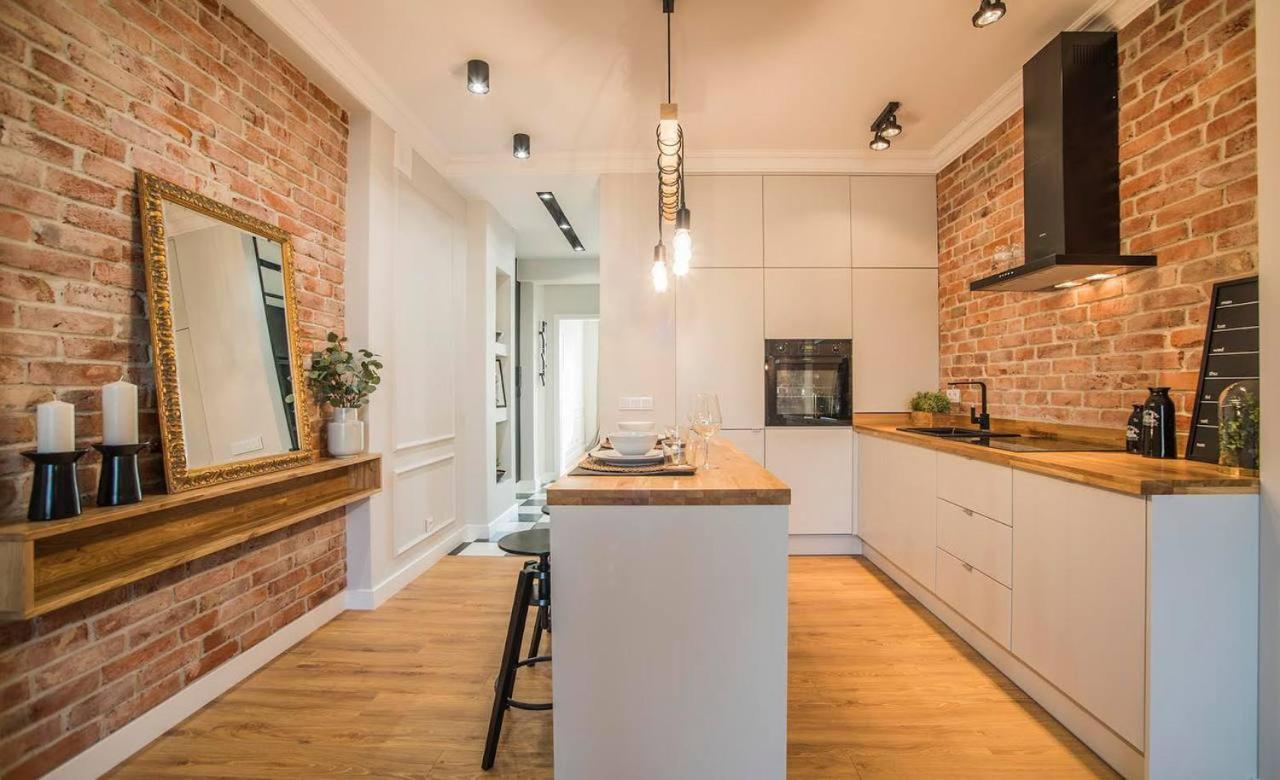 Modern Flat In The Centre - By Hik Apartments Varsavia Esterno foto